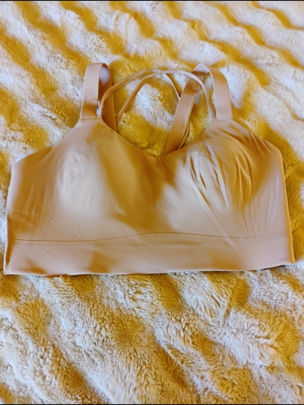 Essentials Nude Seamless Wireless Sports Bralette